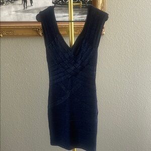 Elegant Blue Sleeveless V-Neck Bodycon Mini Dress
